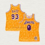 Camiseta NO 93 Los Angeles Lakers Mitchell & Ness Bape Amarillo