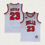 Camiseta Michael Jordan NO 23 Chicago Bulls Mitchell & Ness 1998 NBA Finals Blanco