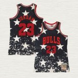 Camiseta Michael Jordan NO 23 Chicago Bulls Mitchell & Ness Independence Day Negro