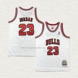Camiseta Michael Jordan NO 23 Nino Chicago Bulls Mitchell & Ness 1997-98 Blanco